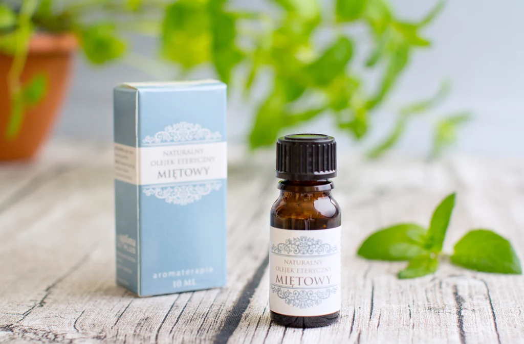 Naturalny olejek eteryczny miętowy Naturalny olejek eteryczny miętowy
