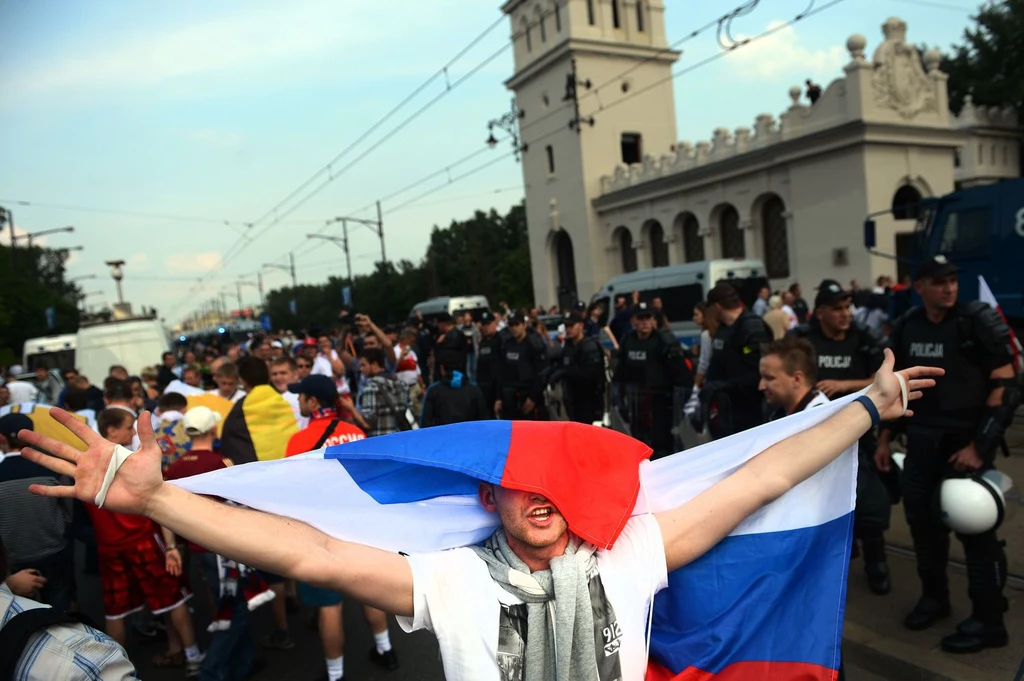 Ulice Warszawy przed meczem Polska-Rosja podczas Euro 2012 Ulice Warszawy przed meczem Polska-Rosja podczas Euro 2012