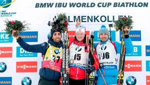 Johannes Boe (w środku)