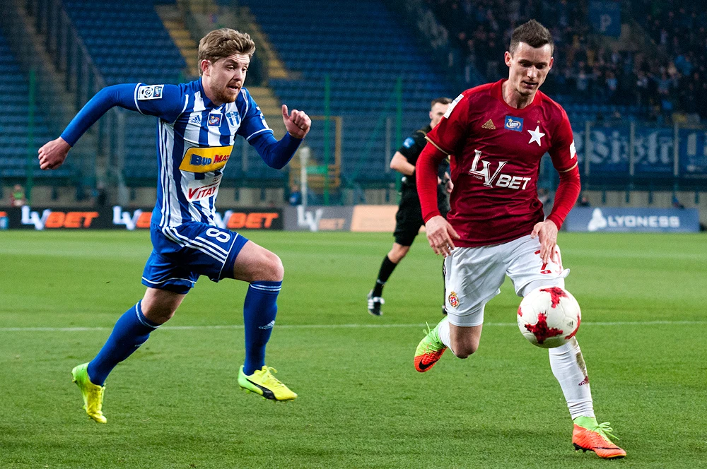 "Biała Gwiazda" w końcówce zapewniła sobie zwycięstwo nad immieniczką z Płocka "Biała Gwiazda" w końcówce zapewniła sobie zwycięstwo nad immieniczką z Płocka