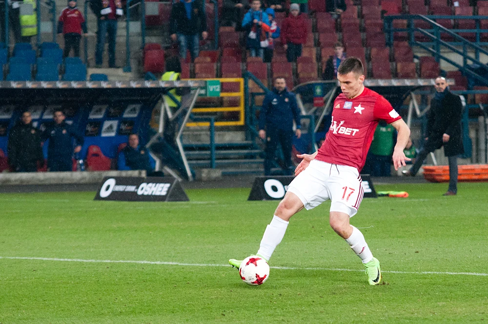 "Biała Gwiazda" w końcówce zapewniła sobie zwycięstwo nad immieniczką z Płocka "Biała Gwiazda" w końcówce zapewniła sobie zwycięstwo nad immieniczką z Płocka