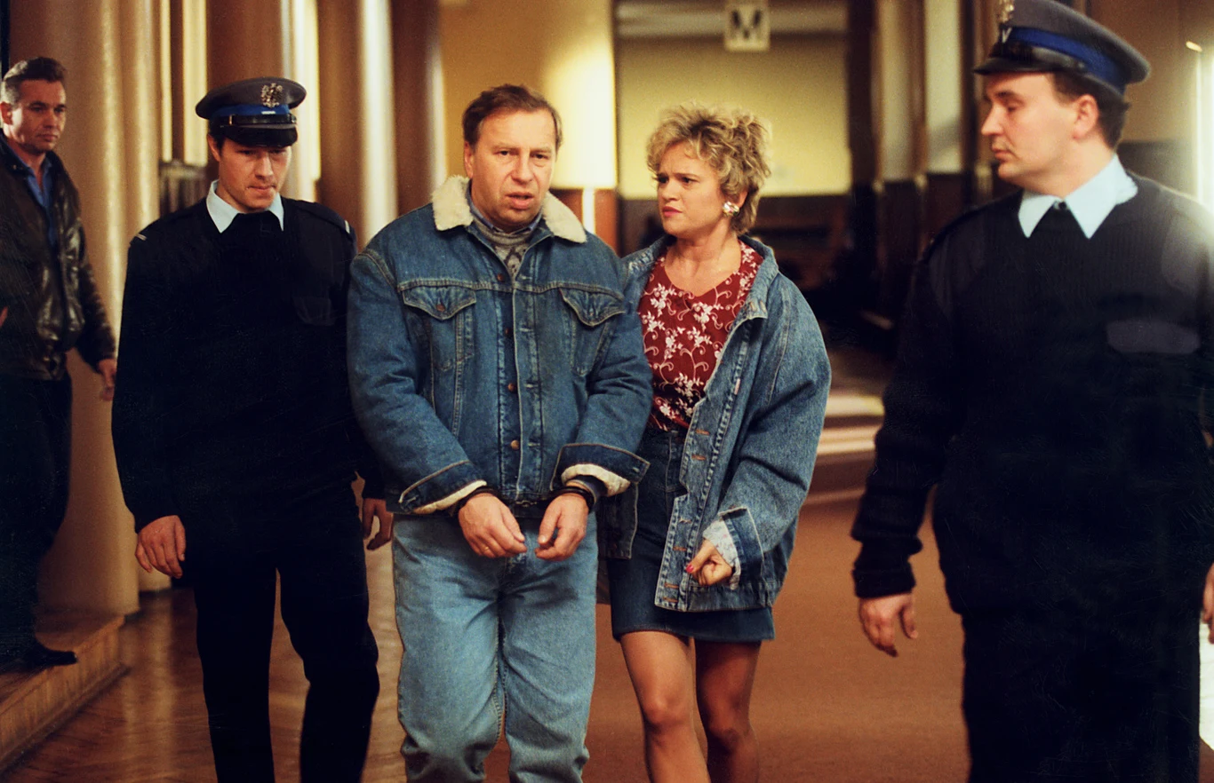 Rok 1997 był dla niej szczególnie trudny - jako kobiety i aktorki. Gwiazda bardzo przeżyła swe 35. urodziny, a jej hollywoodzka kariera nie rozwijała się tak, jakby sobie tego życzyła. Dlatego propozycja Jerzego Stuhra, aby zagrała w jego filmie "Historie miłosne", spadła jak z nieba. Po kilku latach spędzonych w Los Angeles, aktorka zdała sobie sprawę, że wielkie role czekają na nią tylko w Polsce. 

