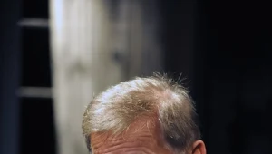 Cenię sobie moją drugorzędność - zapewnia Jan Englert