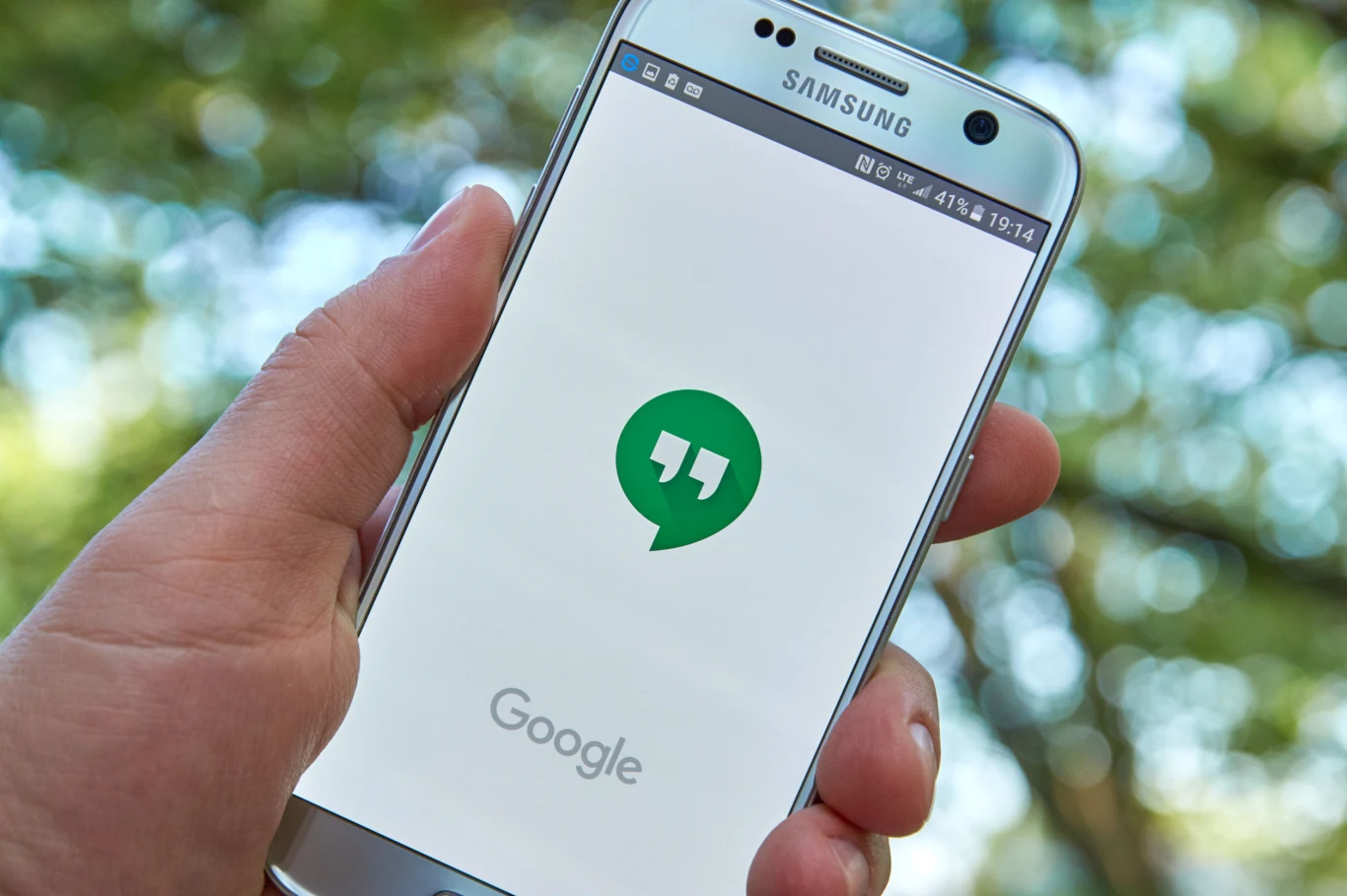 Obsługa SMS przez Google Hangouts nie cieszyła się dużą popularnością Obsługa SMS przez Google Hangouts nie cieszyła się dużą popularnością