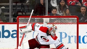 Eddie Lack, bramakrz Caroline Hurricanes