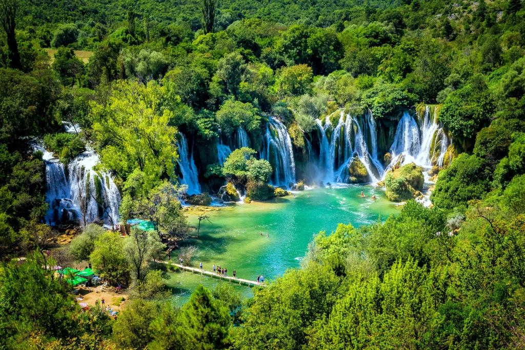 Wodospady Kravica to jeden z najpiękniejszych punktów kraju