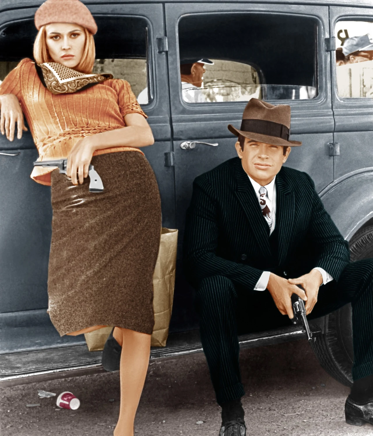 Miał 28 lat, kiedy został producentem filmu Arthura Penna "Bonnie i Clyde" (1967), w którym wystąpił też w jednej z tytułowych ról (jego ekranową partnerką była Faye Dunaway).

Film, opowiadający o legendarnej parze przestępców, którzy przemierzali Amerykę rabując banki, stał się pionierskim dziełem nowego kina amerykańskiego i otrzymał aż 10 nominacji do Oscara.