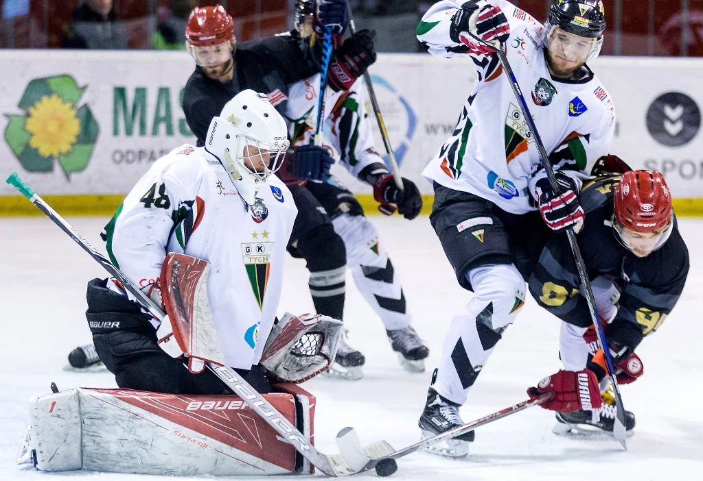 Bramkarz GKS-u Sztefan Żigardy Bramkarz GKS-u Sztefan Żigardy