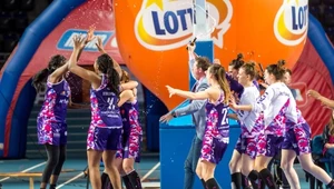 Zawodniczki Artego Bydgoszcz cieszą się ze zwycięstwa w decydującym meczu 1/4 finału fazy play-off 