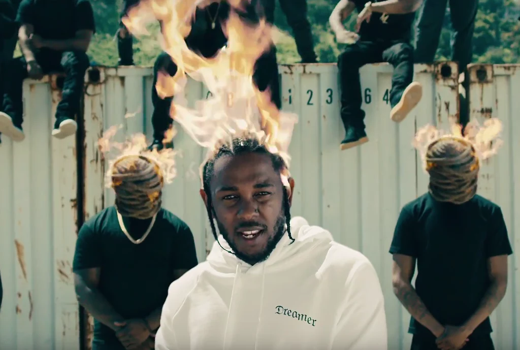 Kendrick Lamar w klipie "HUMBLE."