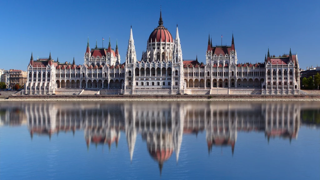 Neogotycka siedziba parlamentu w Budapeszcie