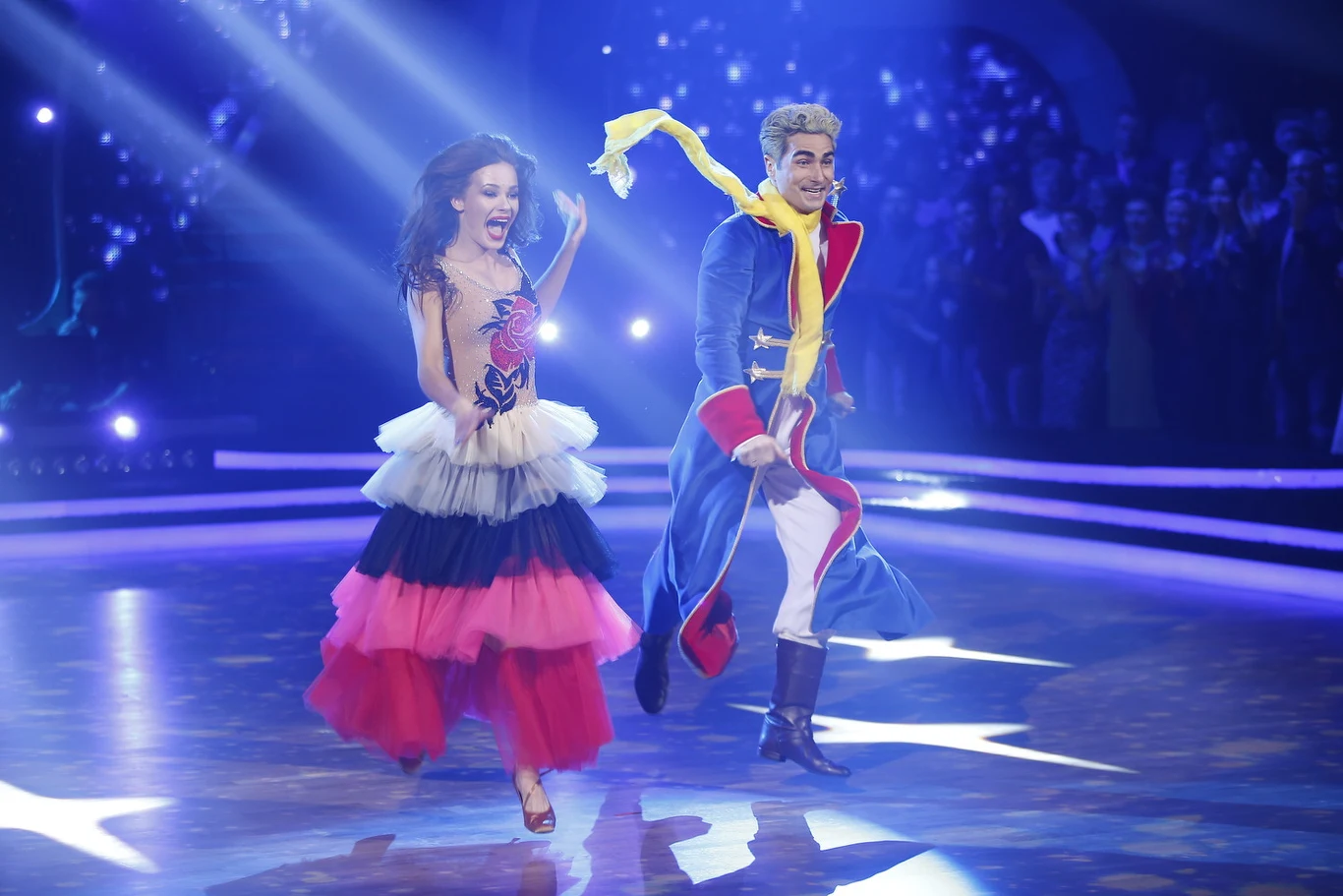 Natalia Szroeder i Jan Kliment zatańczyli quickstepa. Okazało się, że był to najlepiej oceniony występ wieczoru. „Zatańczyłaś bardzo poprawnie, ładne stopy, ładne nogi, ładne ustawienie” – Iwona Pavlović nie miała się do czego przyczepić u Szroeder. „Janek mi się za to nie podobał” – dodała jurorka. Para otrzymała 37 punktów. 