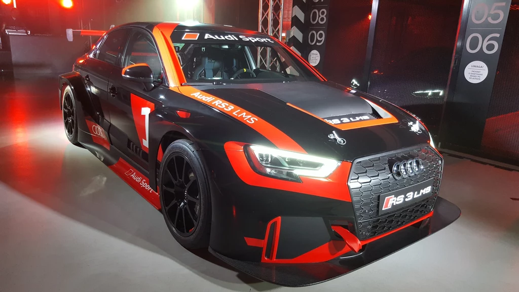 Audi RS 3 LMS 