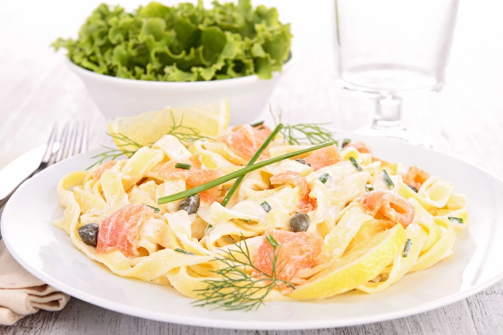 Tagliatelle z łososiem Tagliatelle z łososiem