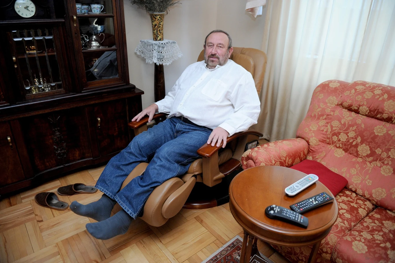 Drozda w swoim domu czuje się jak król! 