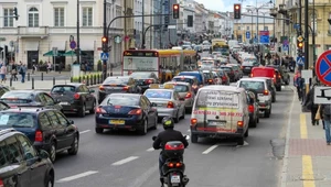 Zachodnie metropolie już podjęły działania mające zniechęcić kierowców do wjeżdżania samochodami do centrów. W Polsce będzie podobnie?