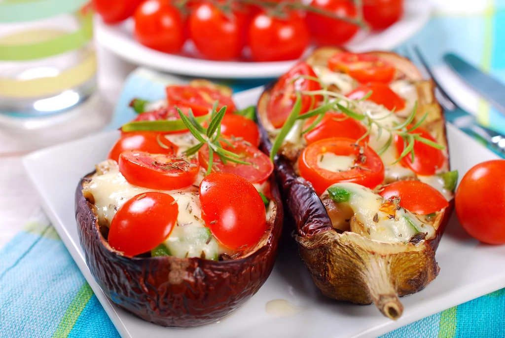 Bakłażany przyspieszają przemianę materii, a pomidory działają moczopędnie i dostarczają sporych ilości potasu