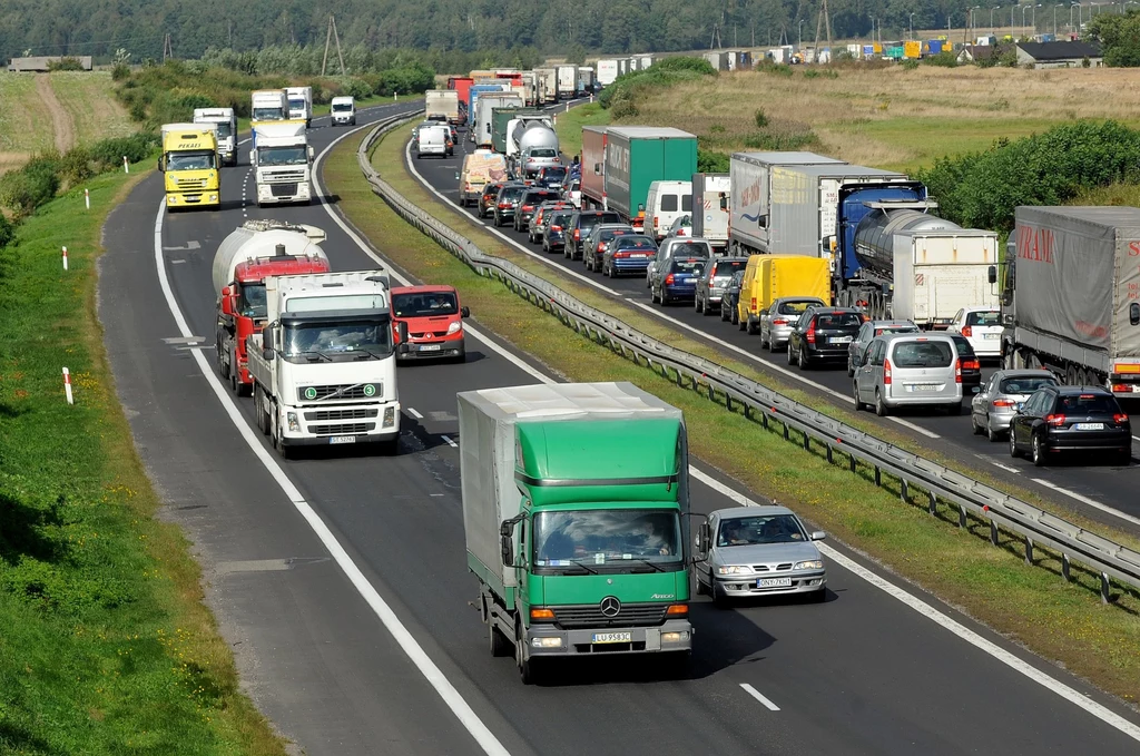 Przebiegająca obok Częstochowy gierkówka to bardzo obciążona droga