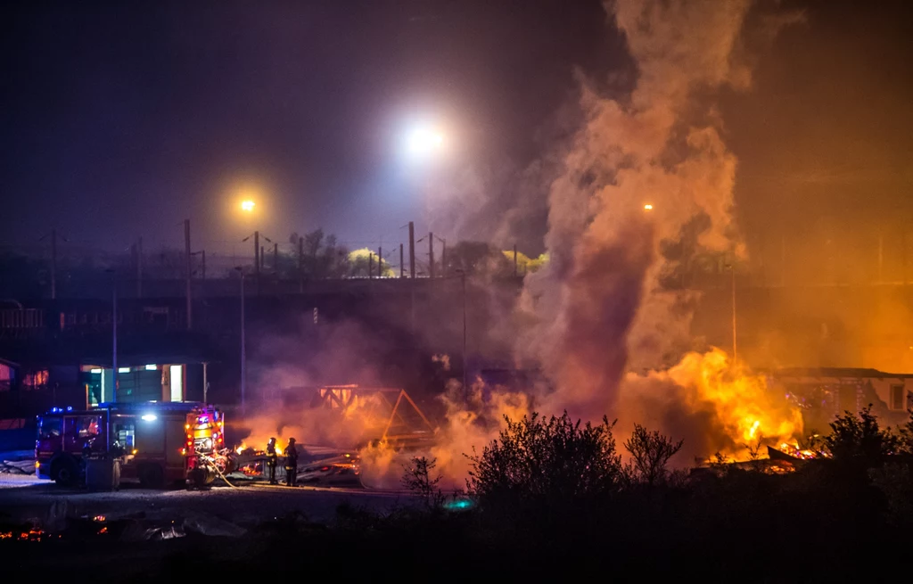 Pożar strawił co najmniej 300 drewnianych domków Pożar strawił co najmniej 300 drewnianych domków