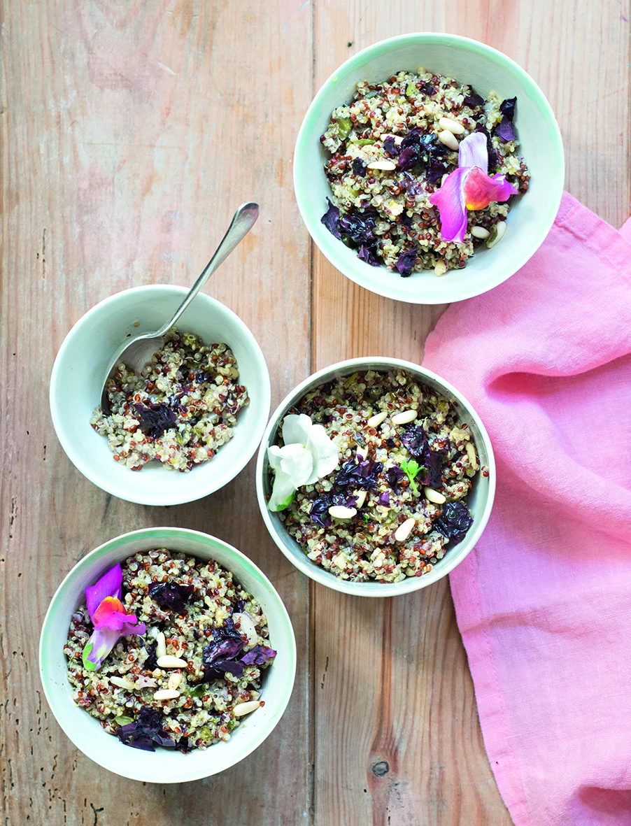 Sałatka z quinoa Sałatka z quinoa