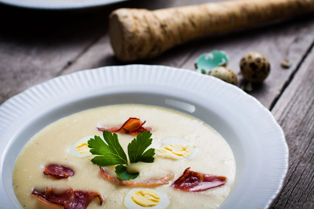 Zupa chrzanowa to danie, który syci, jest wyraziste i rozgrzewające