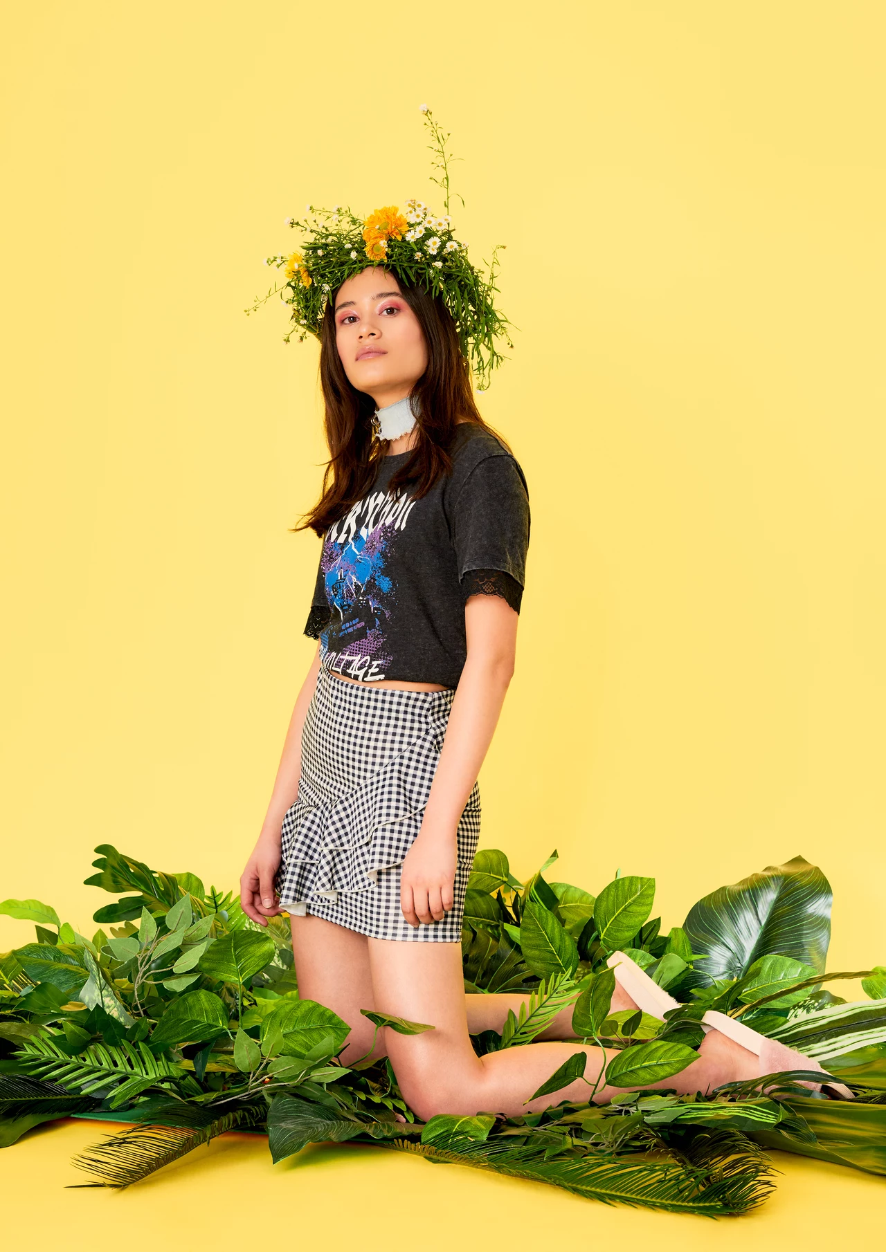 Bez wątpienia moda na rockowe koszulki nadal trwa. W zestawieniu z szortami czy dziewczęcymi spódniczkami stworzą one szalenie modną stylizację. Bez wątpienia moda na rockowe koszulki nadal trwa. W zestawieniu z szortami czy dziewczęcymi spódniczkami stworzą one szalenie modną stylizację.