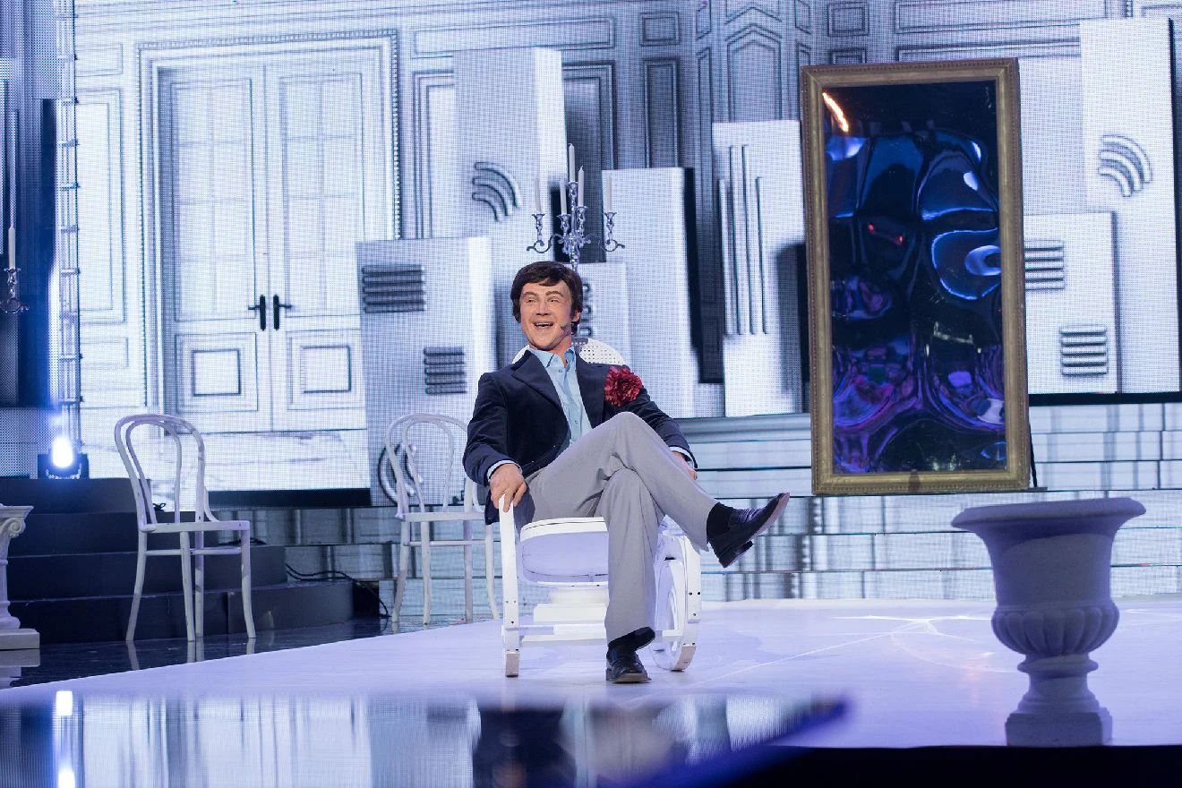Krzysztof Kwiatkowski jako Jerzy Połomski w szóstym odcinku "Twoja Twarz Brzmi Znajomo 7"