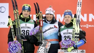 Sami Jauhojarvi (pierwszy z prawej)