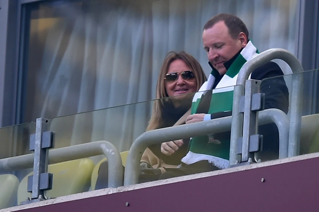 Jacek Kurski z ukochaną na meczu Lechia Gdańsk-Arka Gdynia Jacek Kurski z ukochaną na meczu Lechia Gdańsk-Arka Gdynia