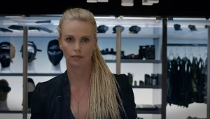 Charlize Theron w filmie "Szybcy i wściekli 8"