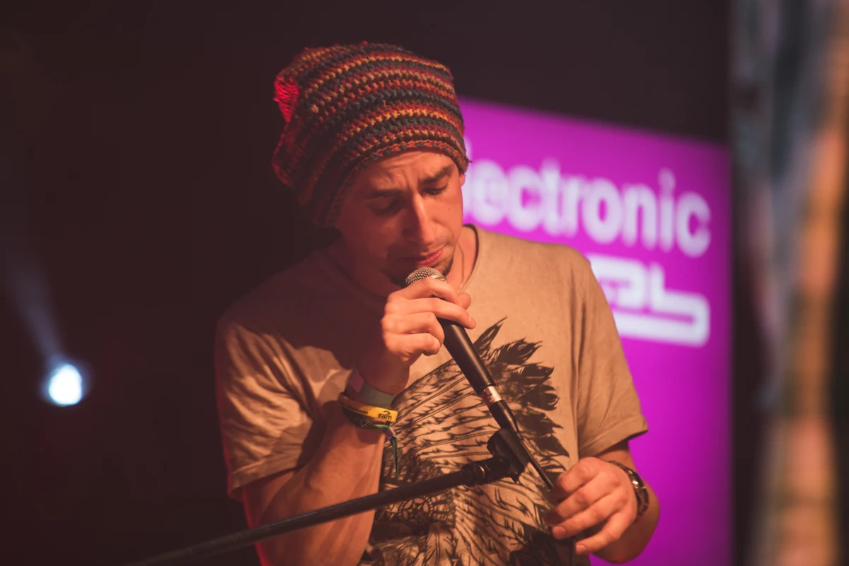 Electro-Acoustic Beat Sessions