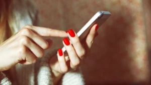 Dzwoni do ciebie nieznany numer? W ten sposób dowiesz się, kto to