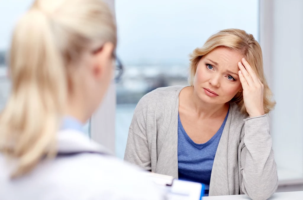Badania wskazują na korelację między stosowaniem terapii hormonalnej oraz wzrostem ryzyka zachorowania na nowotwory piersi i jajnika Badania wskazują na korelację między stosowaniem terapii hormonalnej oraz wzrostem ryzyka zachorowania na nowotwory piersi i jajnika