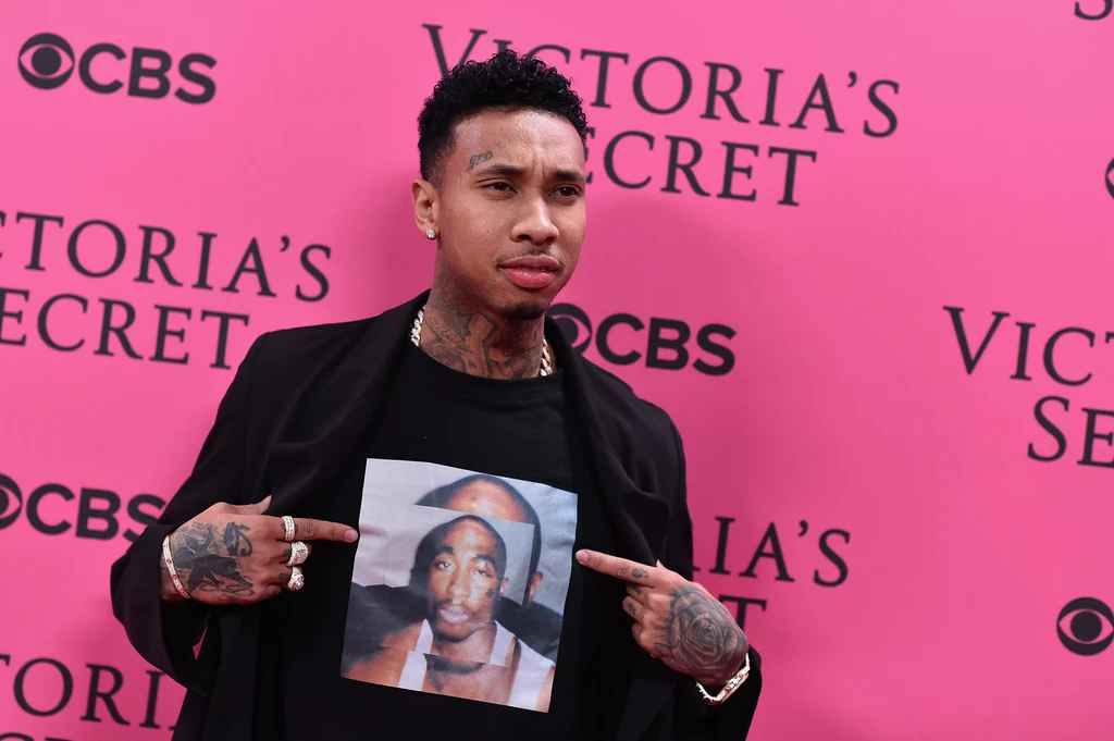 Tyga nie krył zaskoczenia, co uchwycili na zdjęciach fotoreporterzy Tyga nie krył zaskoczenia, co uchwycili na zdjęciach fotoreporterzy