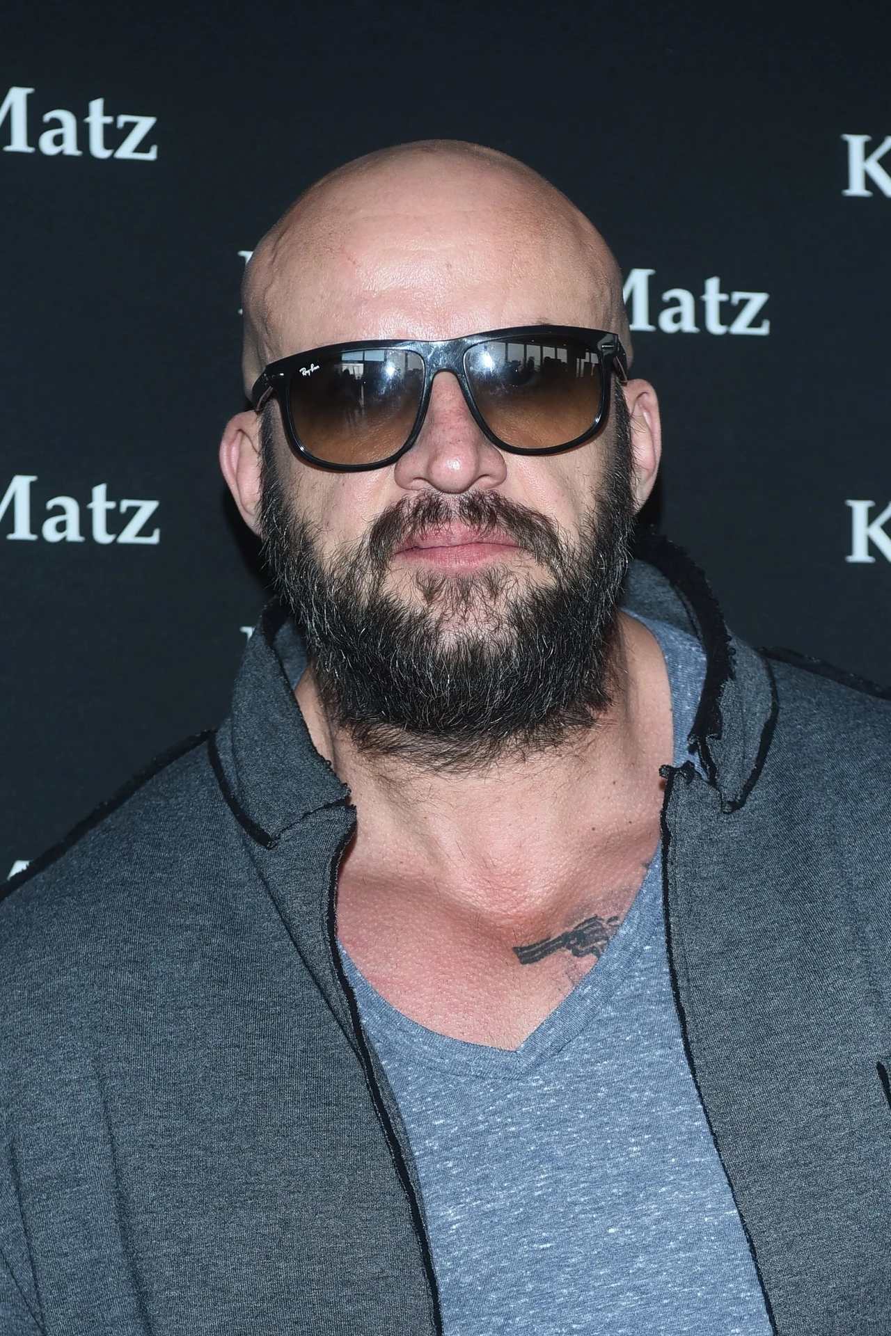 Tomasz Oświeciński zmienił się nie do poznania! Tomasz Oświeciński zmienił się nie do poznania!