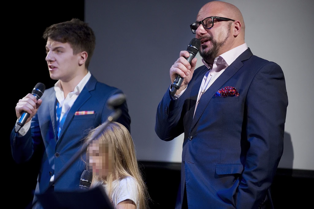 Piotr Gąsowski ze swoimi dziećmi: Kubą i Julką 
