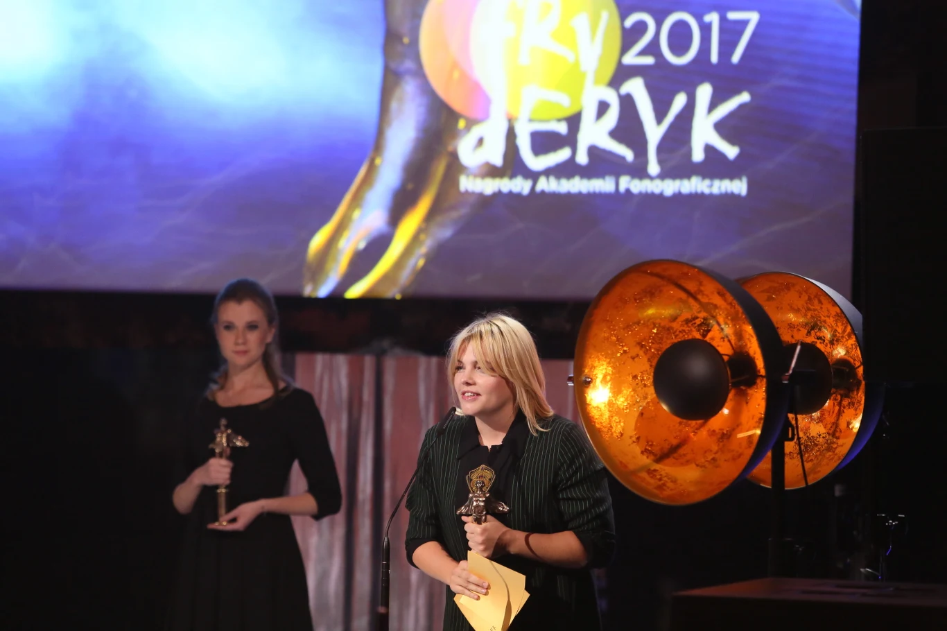 Ania Dąbrowska z nagrodą za najlepszy album - pop Ania Dąbrowska z nagrodą za najlepszy album - pop