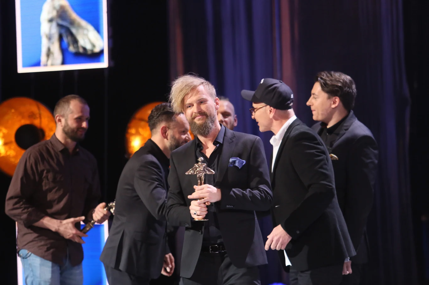 Organek zdobył dwa Fryderyki (utwór roku i album rockowy) Organek zdobył dwa Fryderyki (utwór roku i album rockowy)