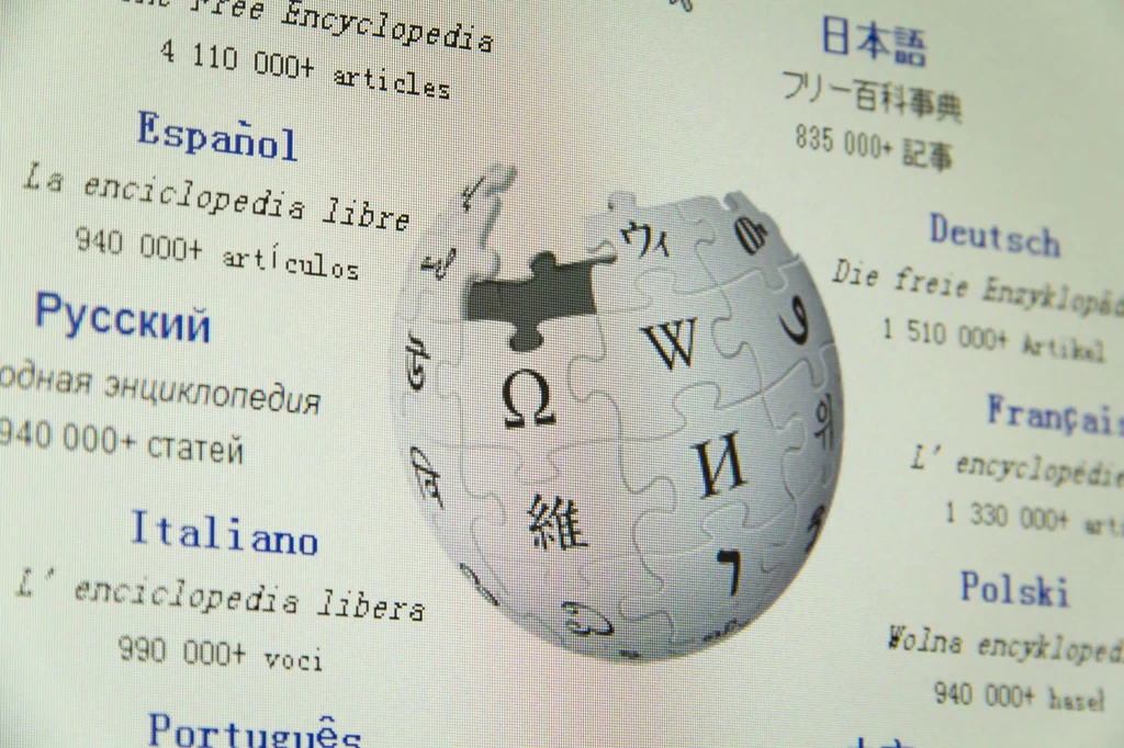 Wikipedia od dawna walczy z fake newsami