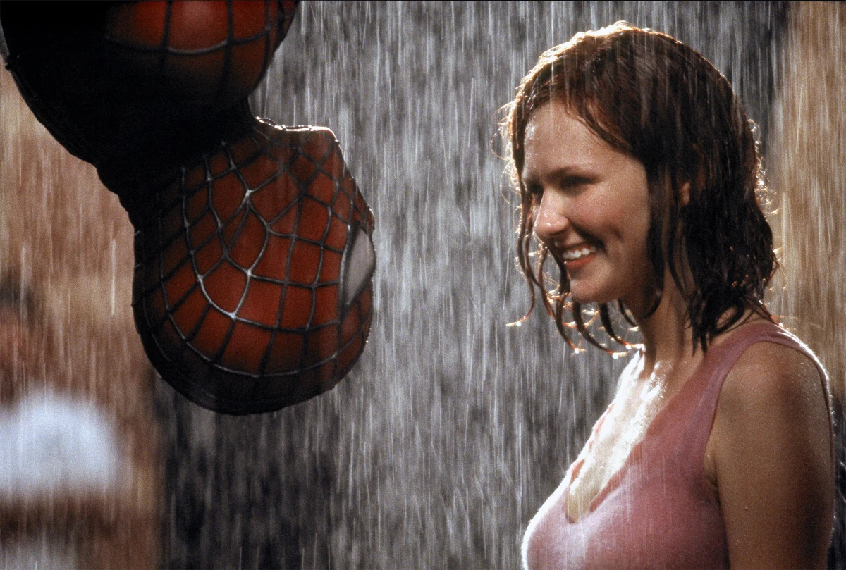W 2002 roku aktorka wygrała casting do roli Mary Jane Watson w ekranizacji komiksu "Spider-Man". Swoją rolę powtórzyła dwa lata później w sequelu, który podobnie jak poprzednią część wyreżyserował Sam Raimi. Po raz ostatni zagrała dziewczynę Petera Parkera w 2007 roku. W zamykającym trylogię "Spider-Manie 3" po raz kolejny partnerował jej na ekranie odtwórca roli tytułowej - Tobey Maguire.