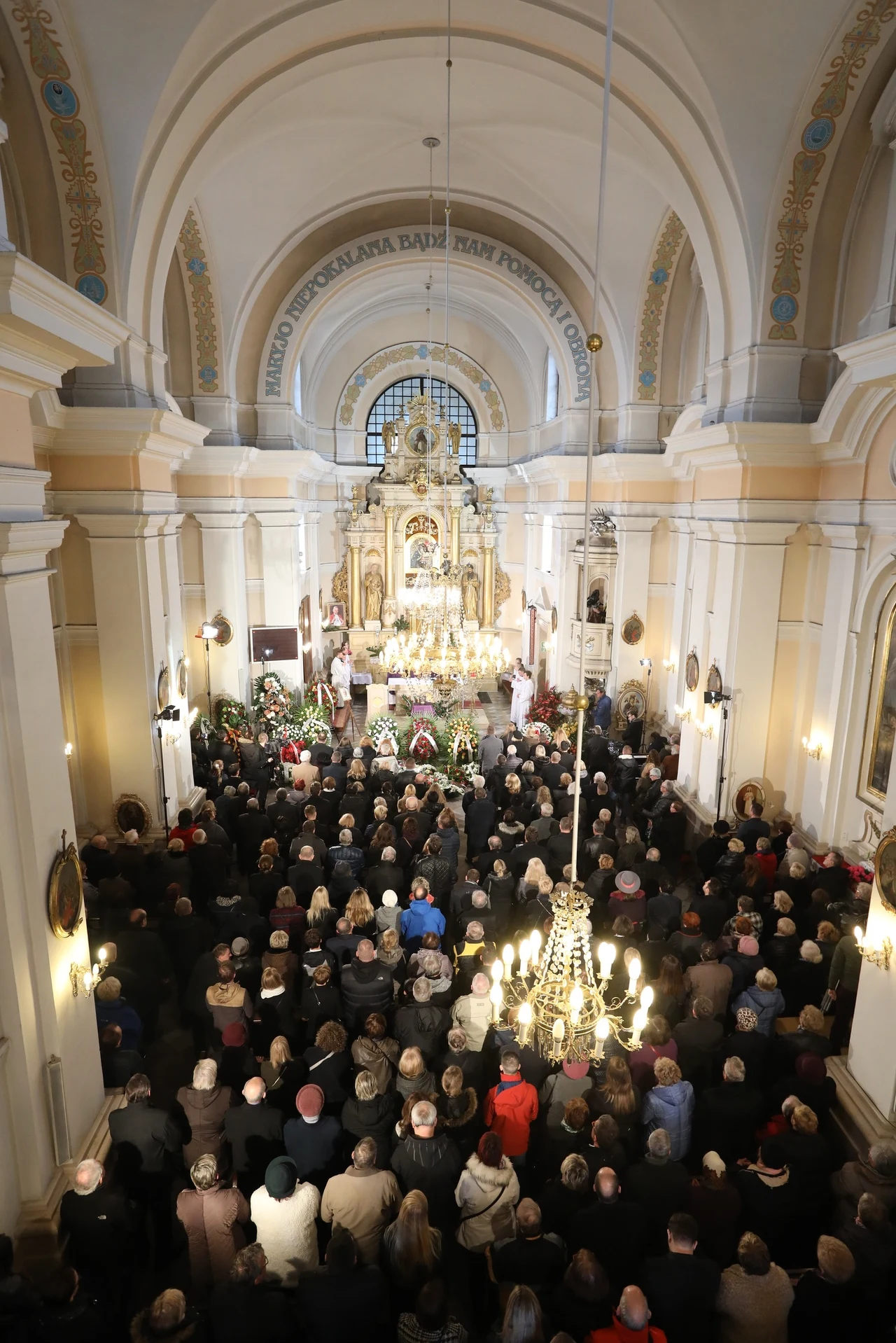 Pyrkosz od 20 lat mieszkał na terenie Góra Kalwaria, przez dwie kadencje był też radnym powiatu piaseczyńskiego. 