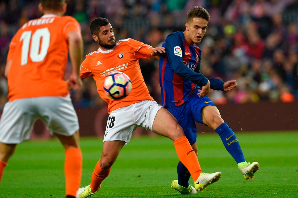 Denis Suarez (z prawej) podczas spotkania z Osasuną Pampeluna Denis Suarez (z prawej) podczas spotkania z Osasuną Pampeluna
