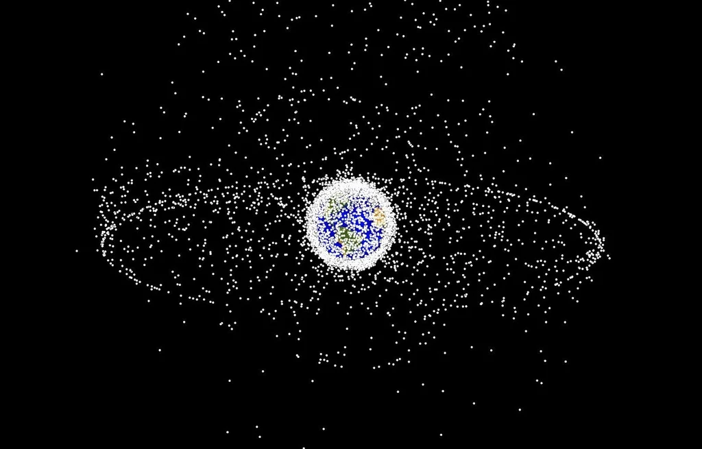 Graficzna prezentacja kosmicznych śmieci na orbitach wokół Ziemi 