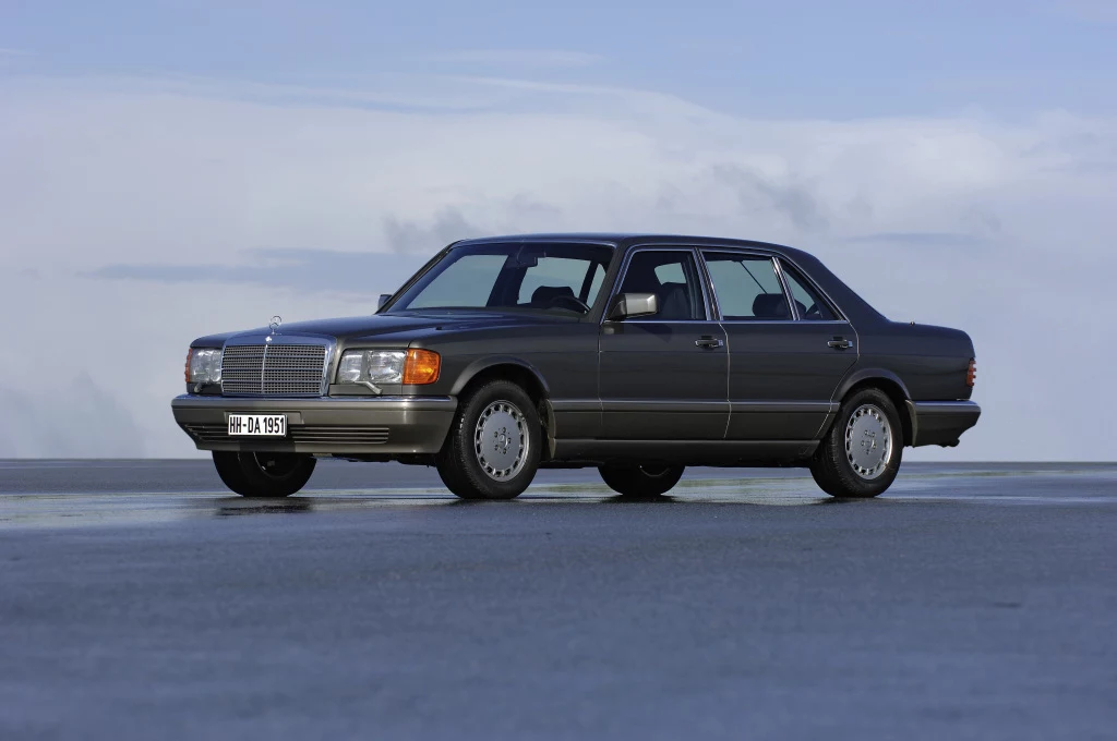 Mercedes klasy S (W126)