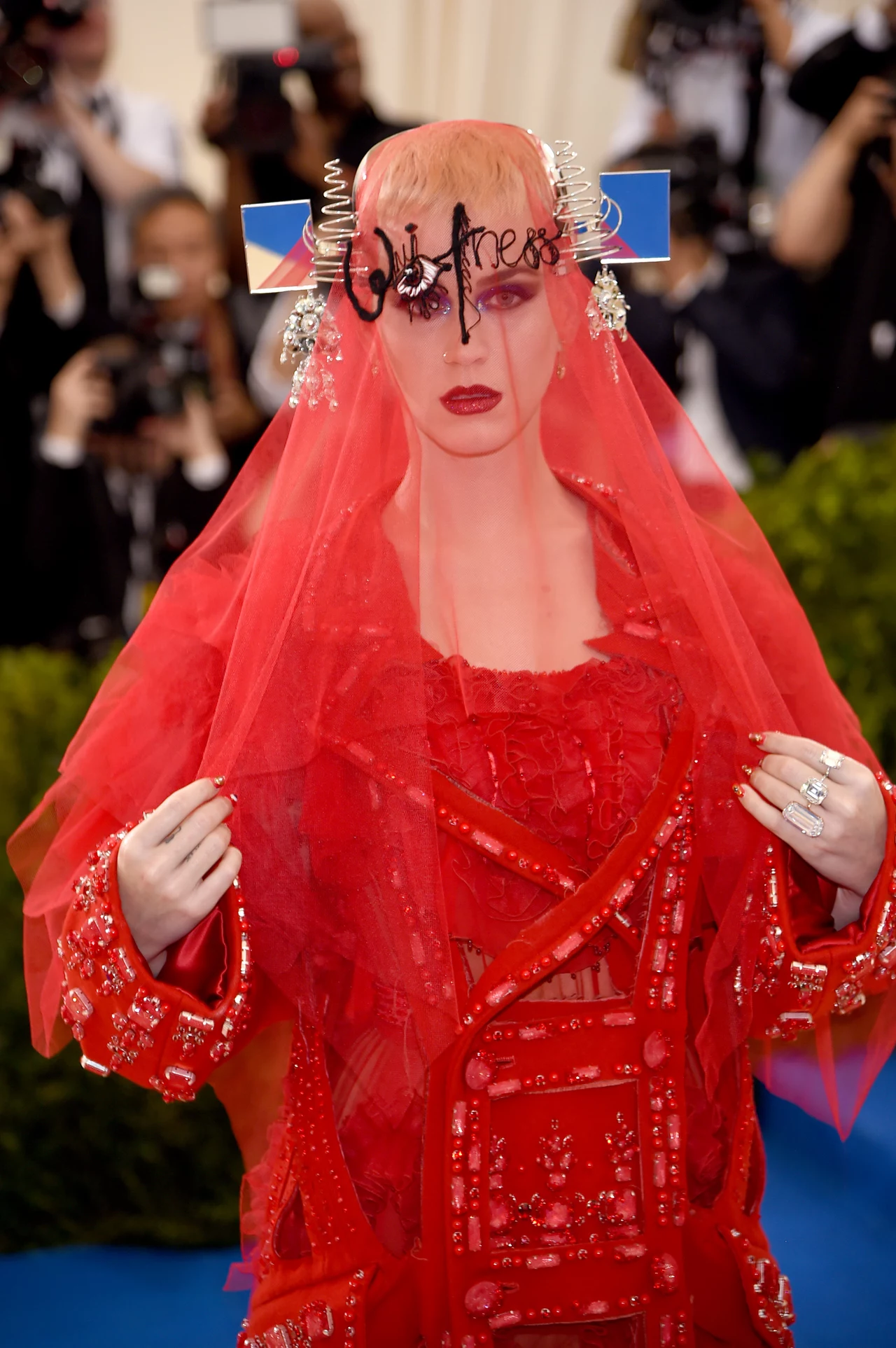 1 maja odbyła się jedna z najważniejszych imprez modowych na świecie - MET Gala. Zobacz, jak zaprezentowały się na niej gwiazdy muzyki! Na zdjęciu Katy Perry 1 maja odbyła się jedna z najważniejszych imprez modowych na świecie - MET Gala. Zobacz, jak zaprezentowały się na niej gwiazdy muzyki! Na zdjęciu Katy Perry