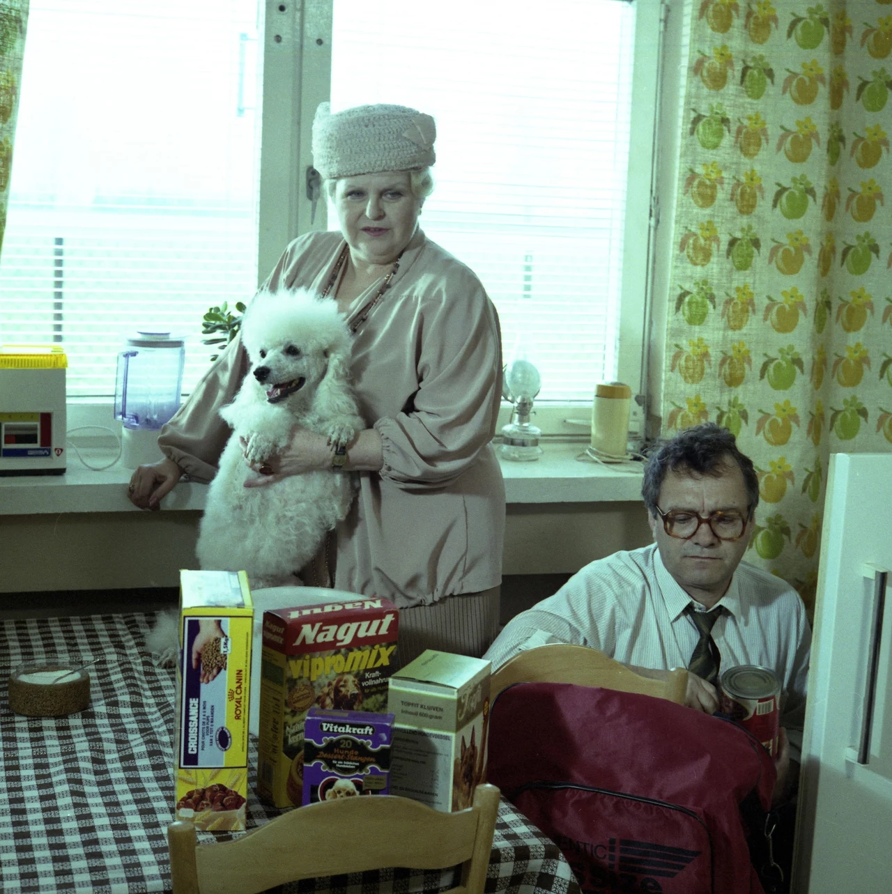 Kadr z filmu "Kogel mogel" Kadr z filmu "Kogel mogel"