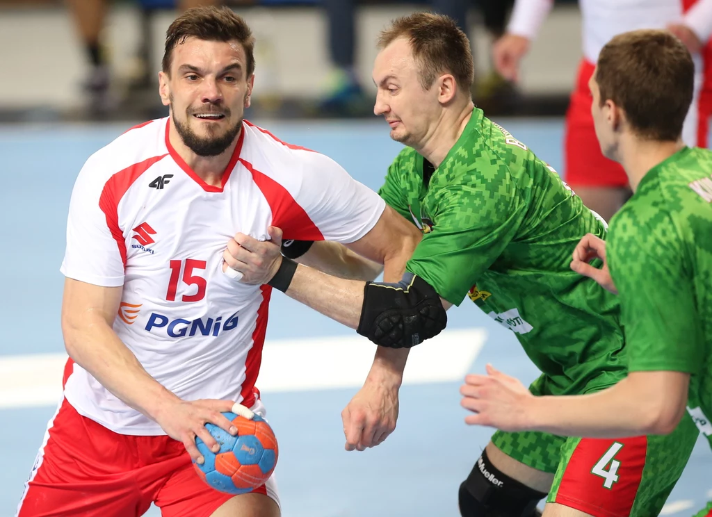 Michał Jurecki (z lewej) w meczu z Białorusią Michał Jurecki (z lewej) w meczu z Białorusią