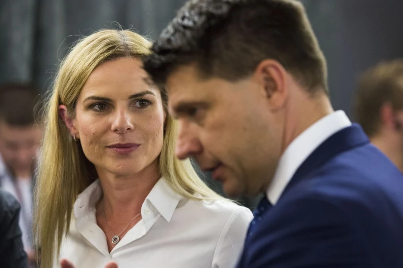 Joanna Schmidt wyznała, że jest w związku z Ryszardem Petru! Joanna Schmidt wyznała, że jest w związku z Ryszardem Petru!