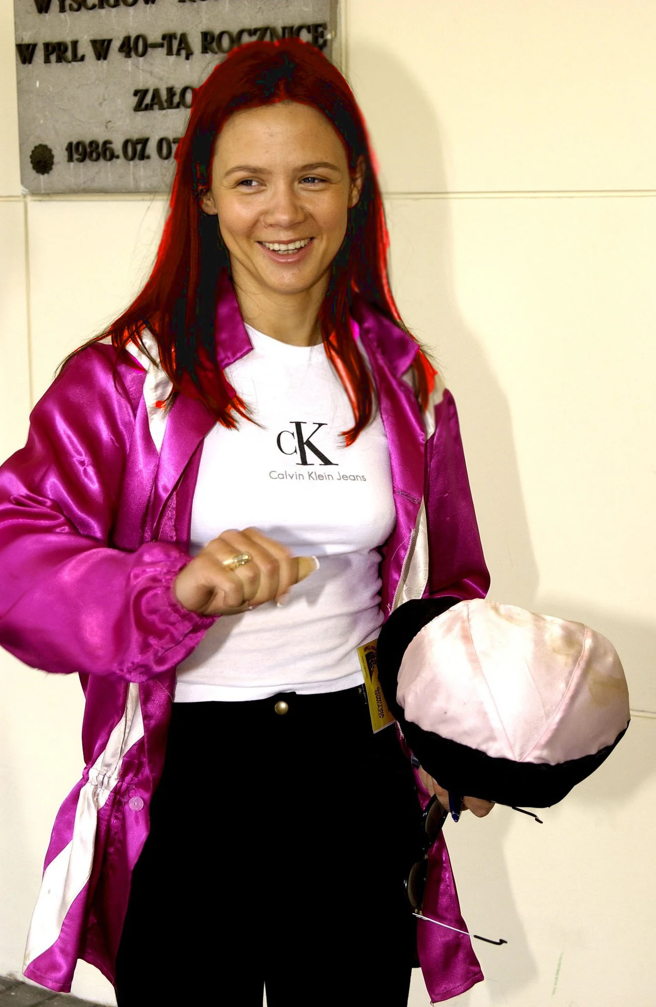 Tak mogłaby wyglądać Kinga z czerwonymi włosami! 