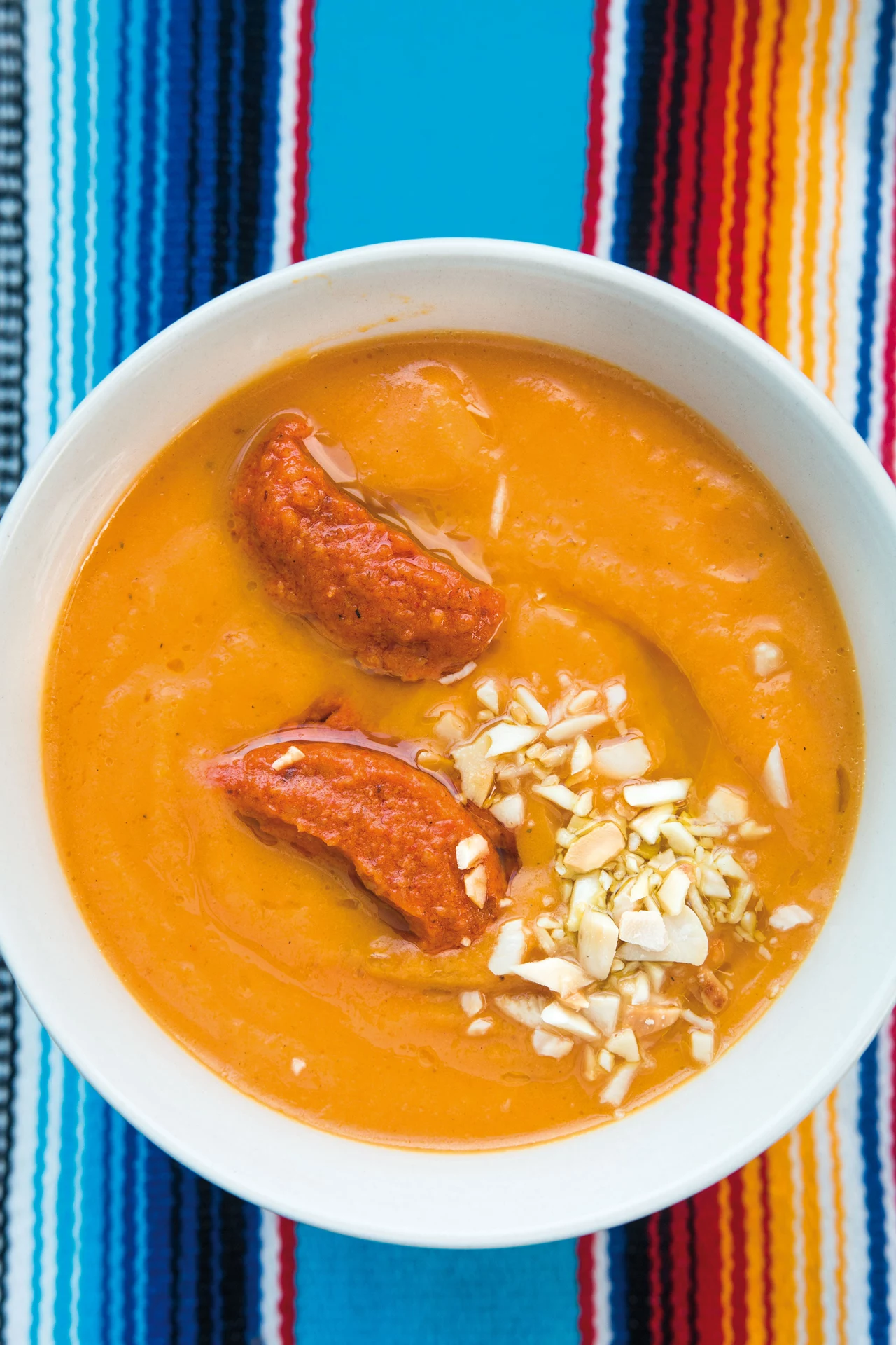Krem z batatów z romesco Krem z batatów z romesco